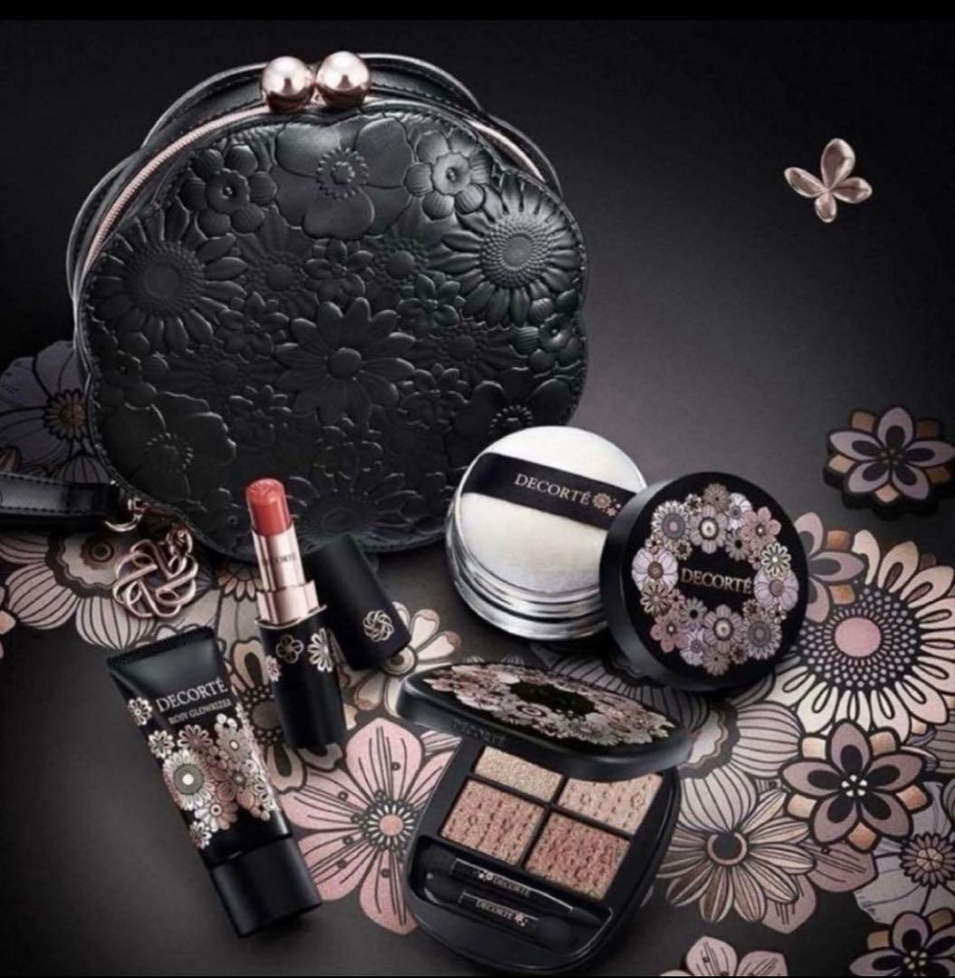 COSMEDECORTE コスメデコルテ 2025 クリスマスコフレ