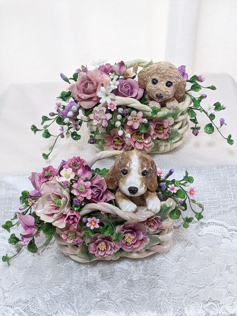 【ひろりん】クレイフラワー♥かごにお花とプードル♥ハンドメイド