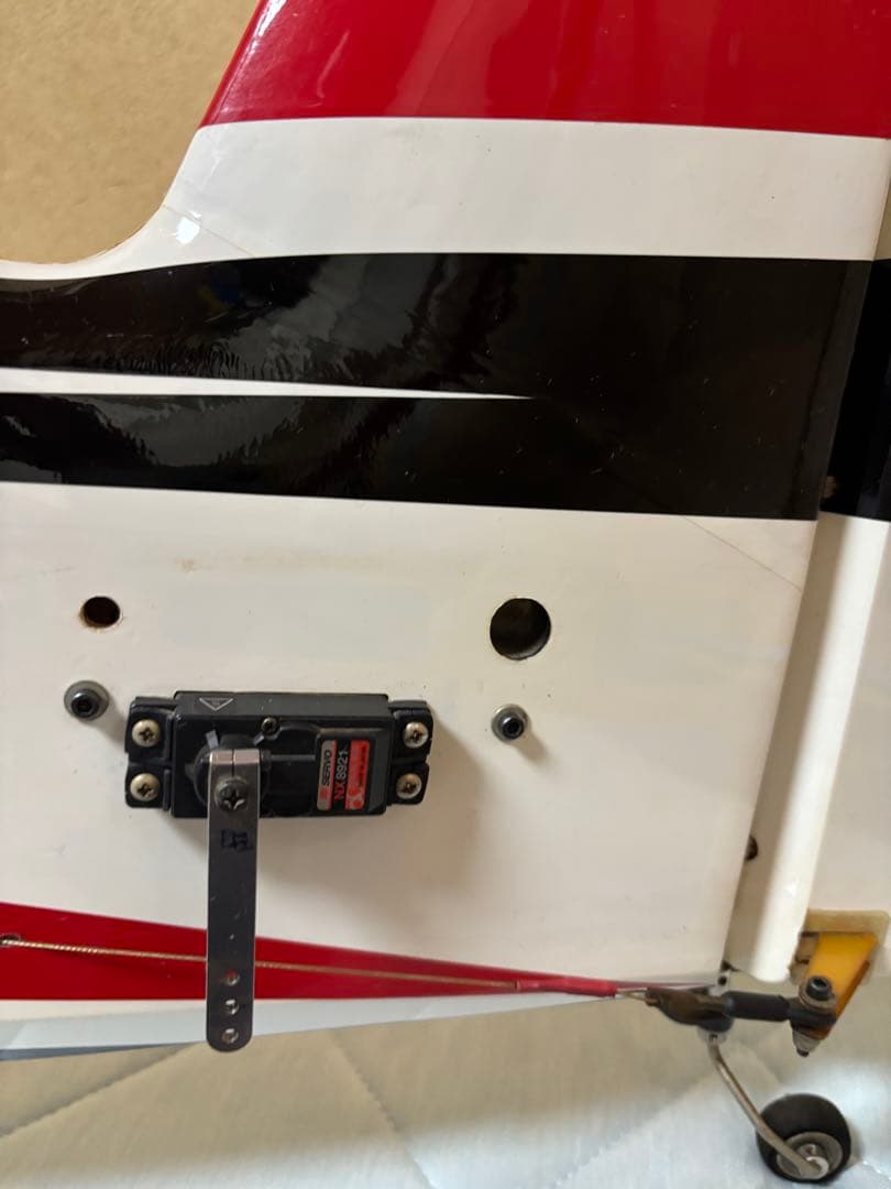 ラジコン飛行機　78インチEXTRA 300 EXTREME FLIGHT