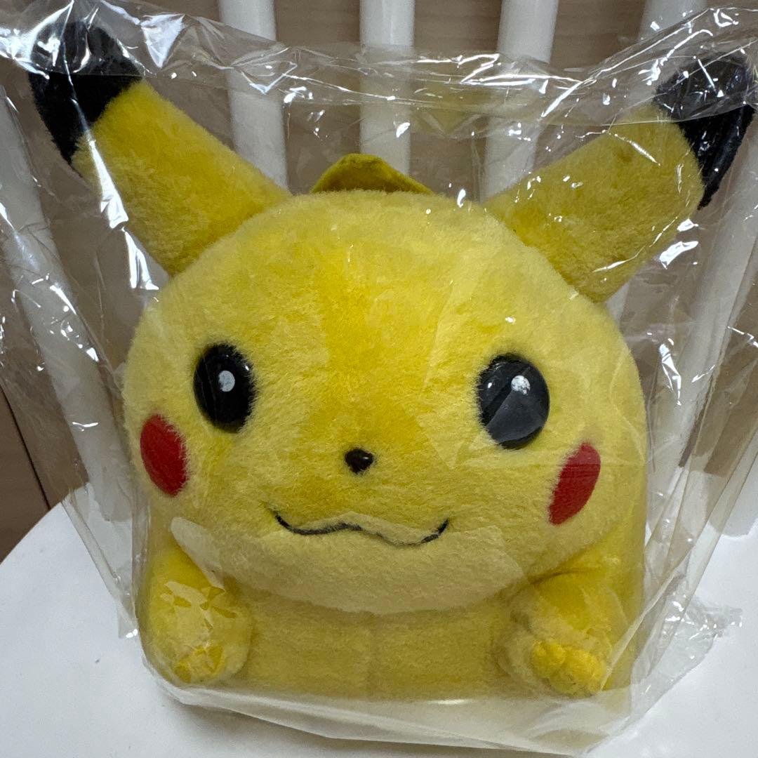 平成レトロ初代ピカチュウ ぬいぐるみTOMYチャック付き - メルカリ