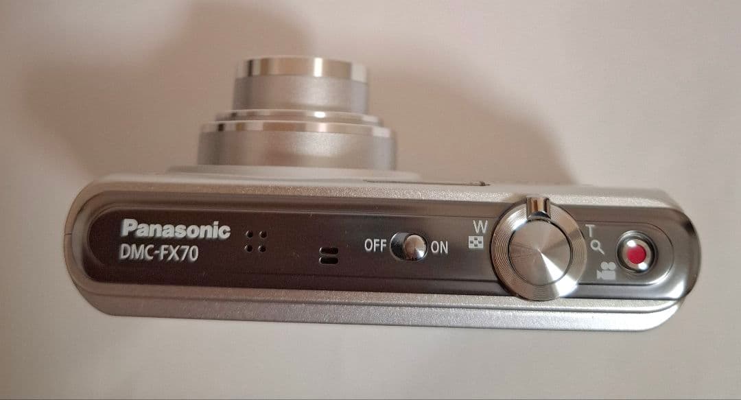 [美品]パナソニック Panasonic DMC-FX70コンテジ