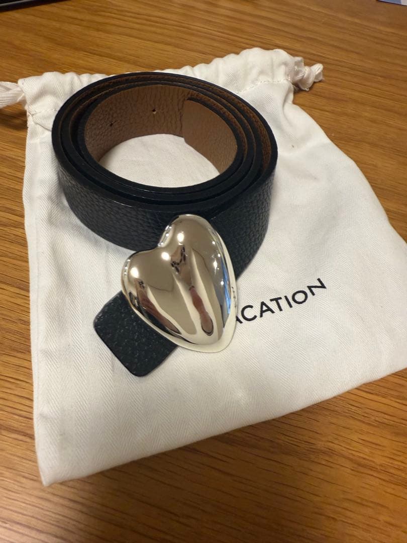 【超美品】A VACATION リバーシブルハートベルト　シルバー