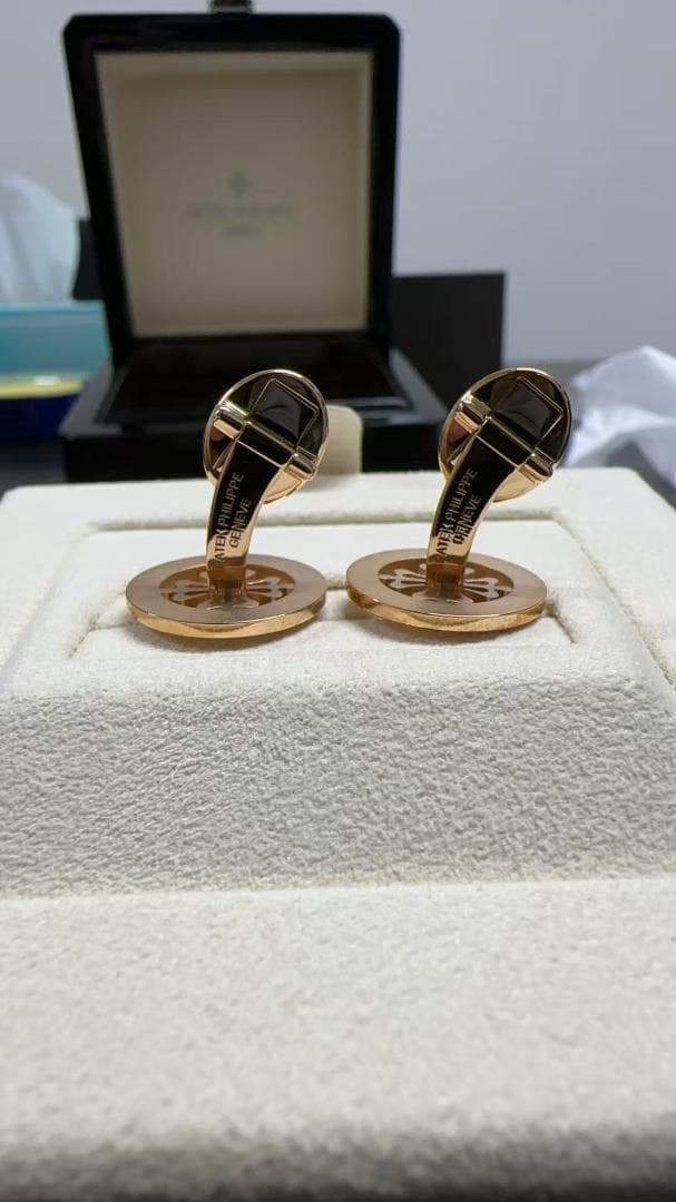 PATEK PHILIPPE パテック・フィリップ カラトラバ十字カフリンクス