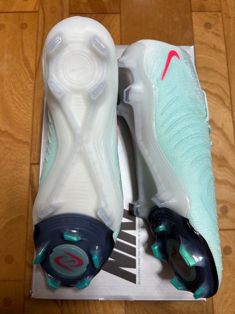 新品　最新　大特価　ナイキ　ファントム GX 2 エリート FG 25.5cm