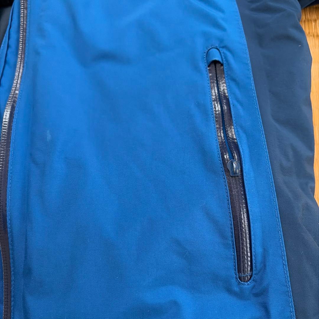 モンベル 子ども用スキーウェア 青と黒