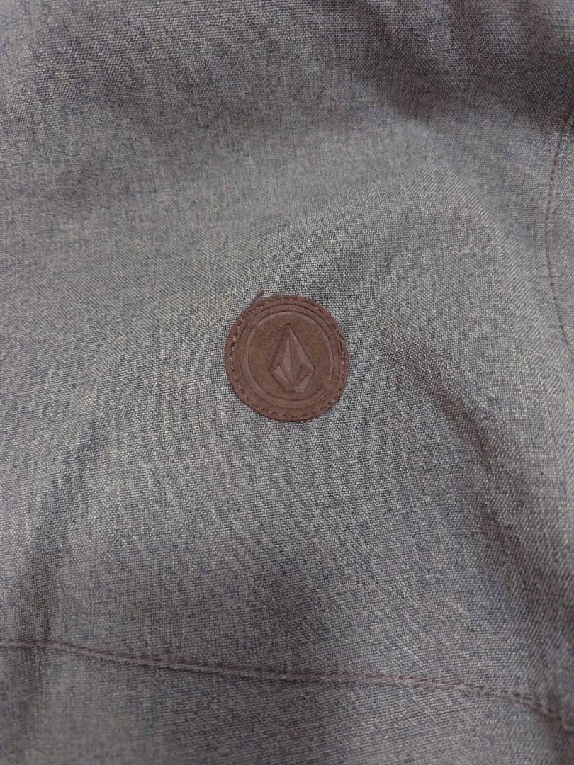 ボルコム（VOLCOM）メンズジャケット　Mサイズ
