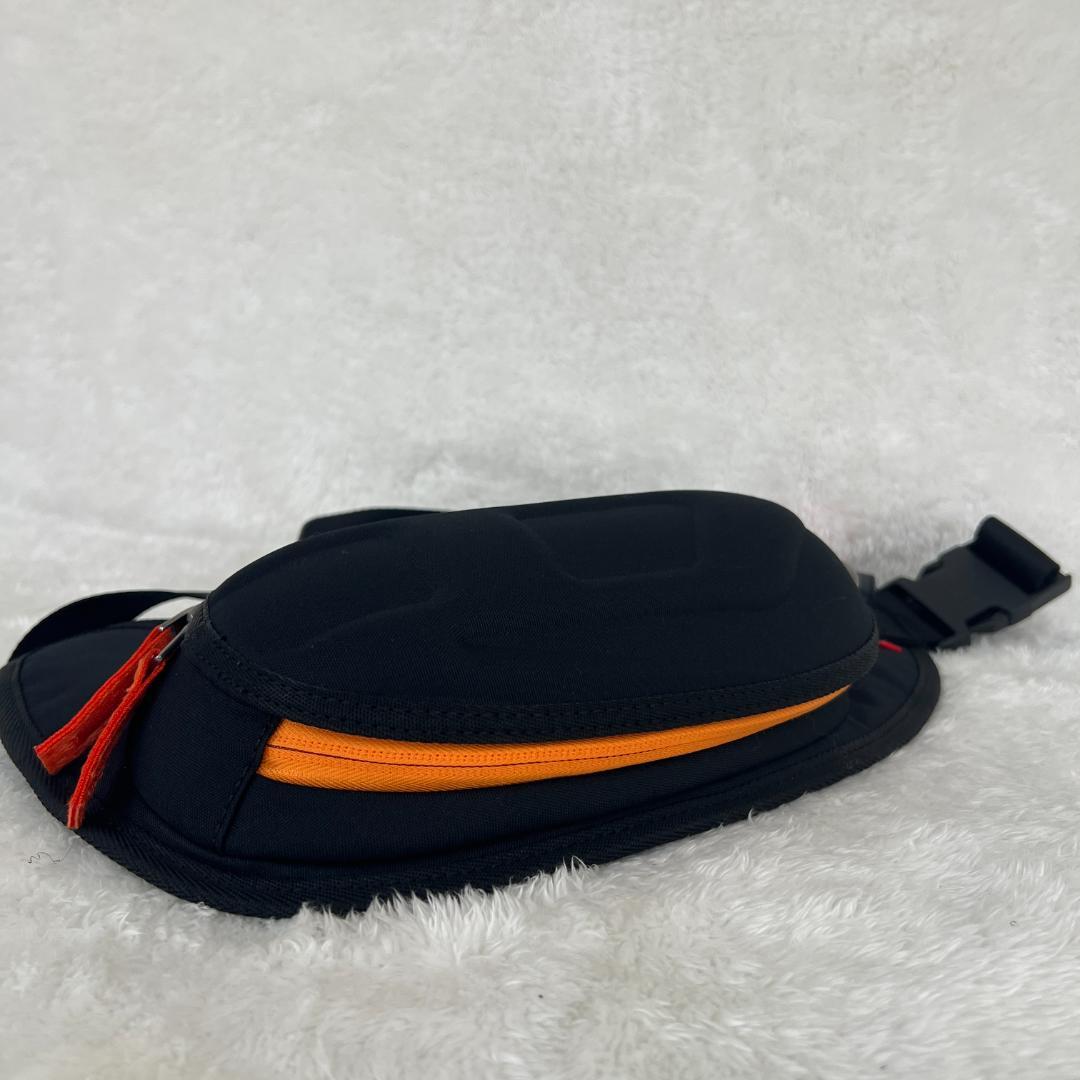 《クール》DIESEL ディーゼル CROSSBODY ボディバッグ 黒