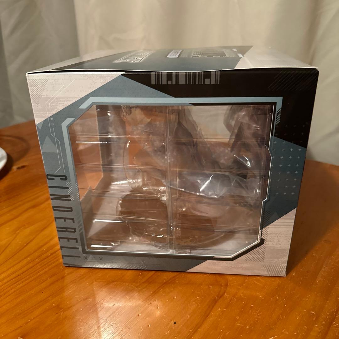 B賞&H賞NIKKE 一番くじシンデレラ フィギュア &アクリルミラーチャーム