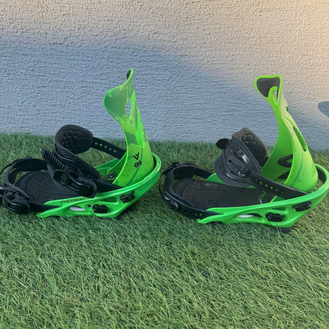 希少カラー　FLUX DS バインディング グリーン SM