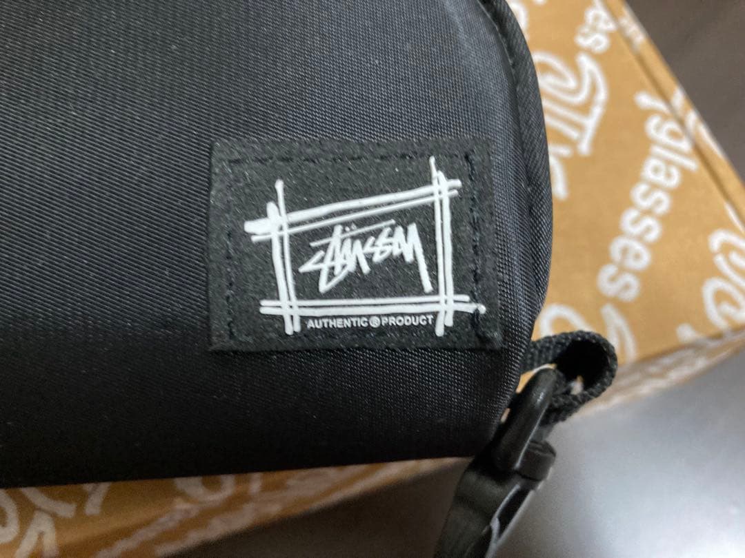 【美品】STUSSY NAOMI サングラス 黒 ステューシー◻️箱,ケース付