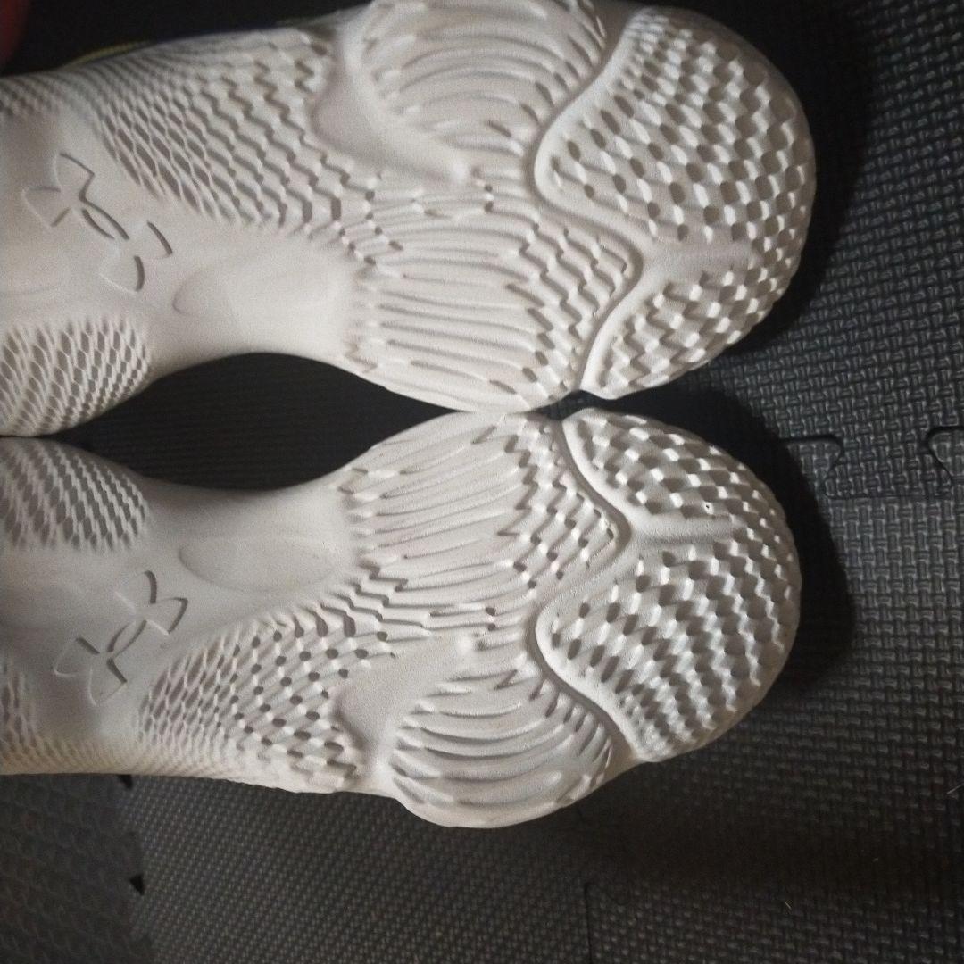 シューズ(男性用) UnderArmour Curry Spawn Flotro