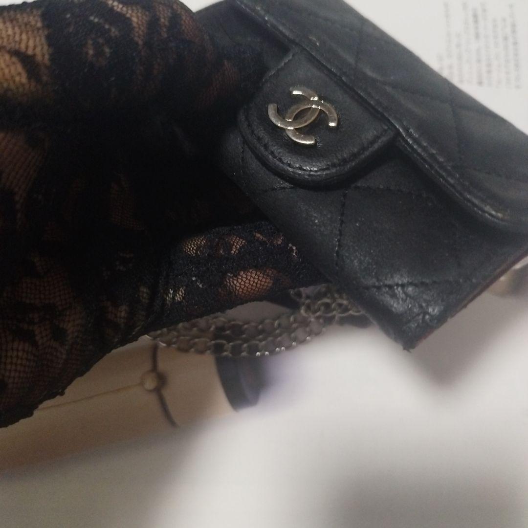 シャネルマトラッセ　キーケース斜めがけ