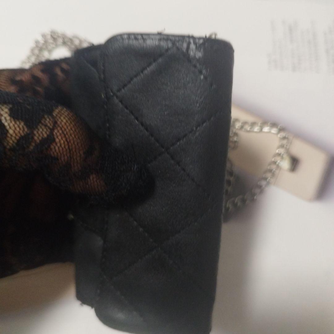 シャネルマトラッセ　キーケース斜めがけ