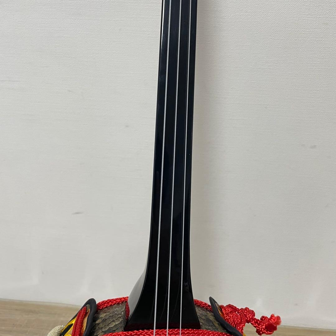 ★美品★ 沖縄三線 本蛇皮 三味線 胴巻き 和楽器　本蛇革