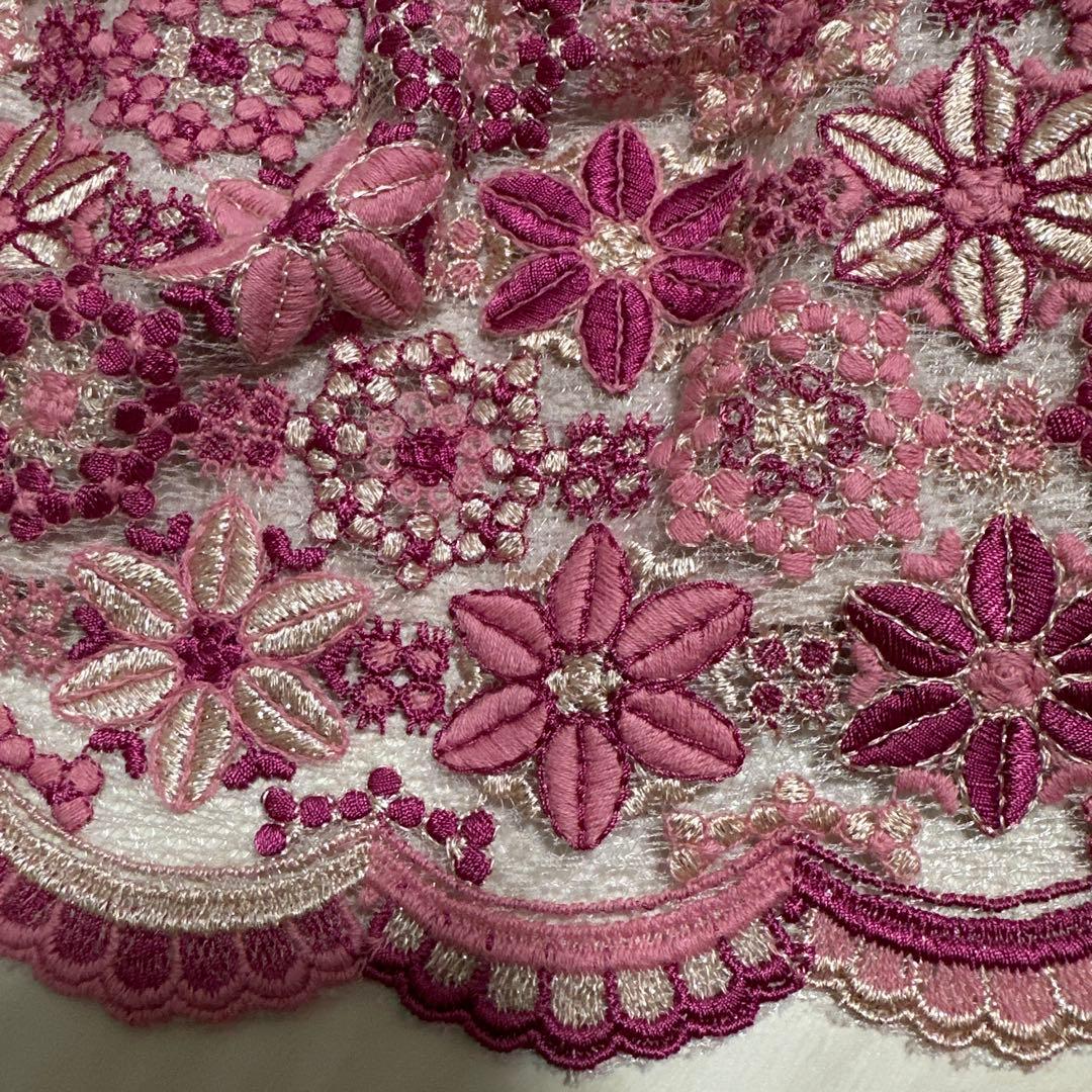 美品　TOCCA 花柄刺繍ドレス 130サイズ