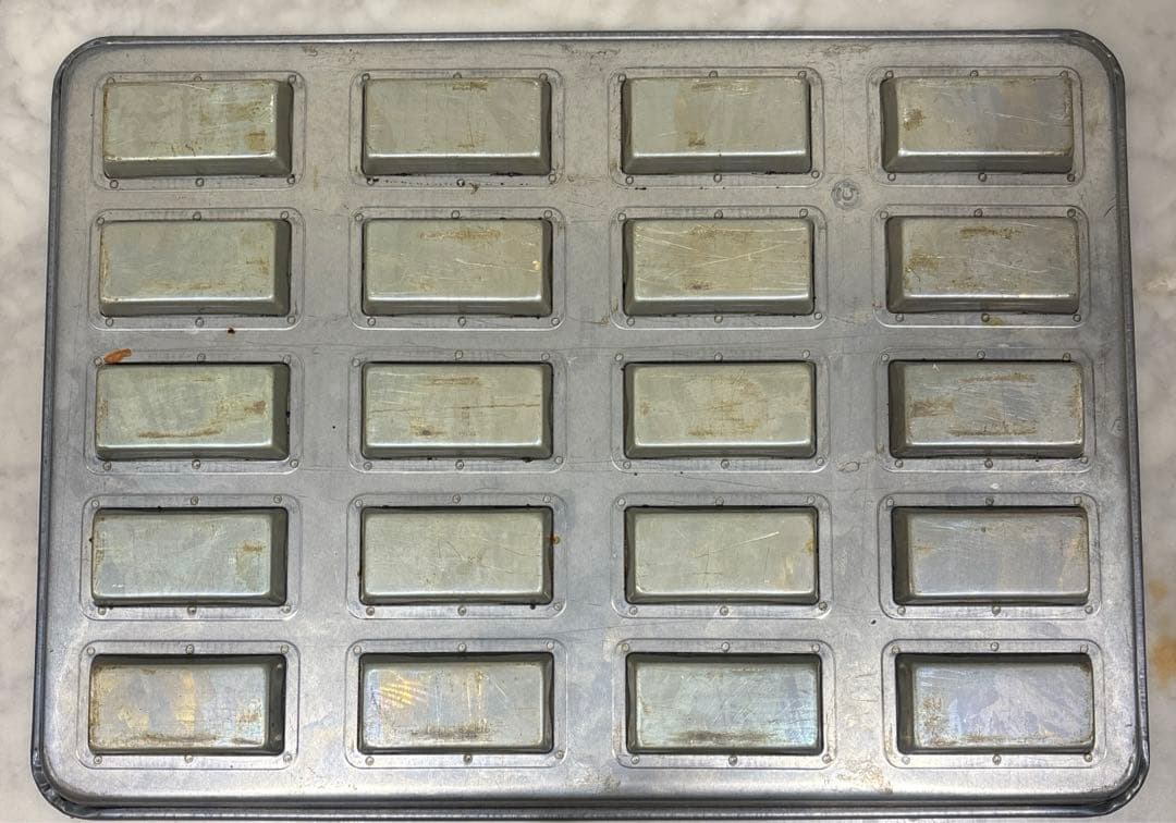 千代田金属 フィナンシェ型 20個取 大型サイズ 製菓道具 - 調理器具