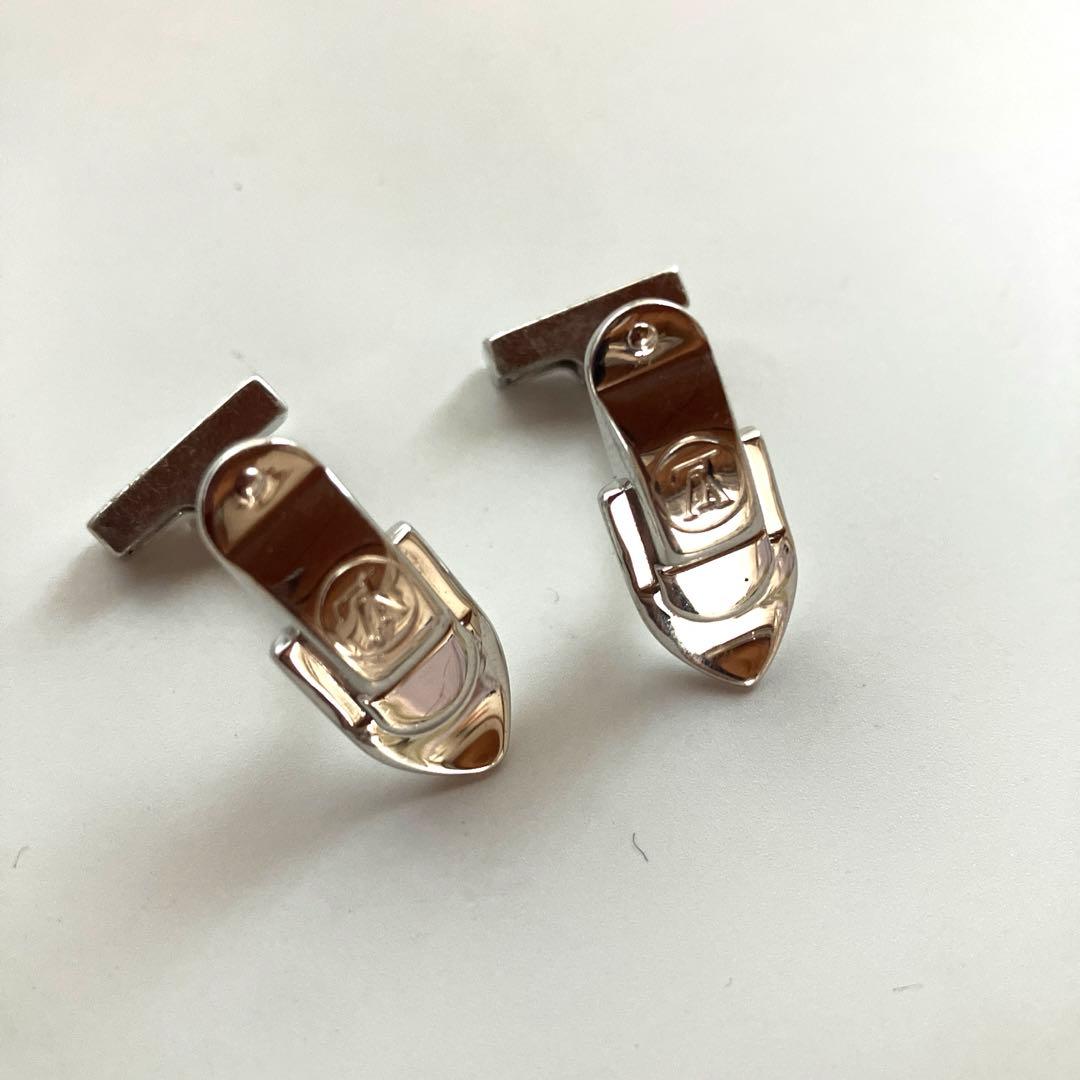 LOUIS VUITTON ルイヴィトン ブトン ドゥマンダミエ カフス