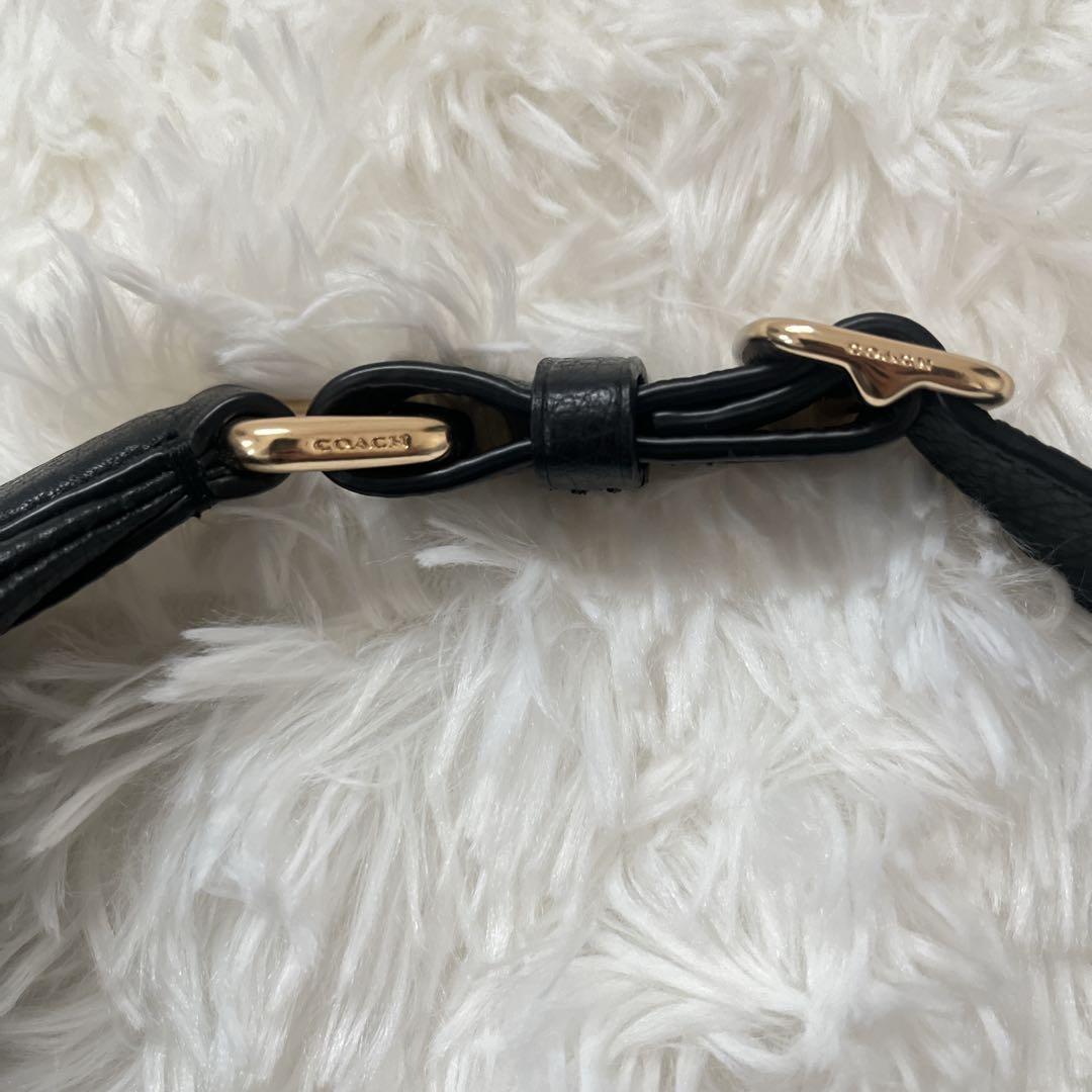 COACH ブラック ボディバッグ・ウエストポーチ レザー　ゴールド金具