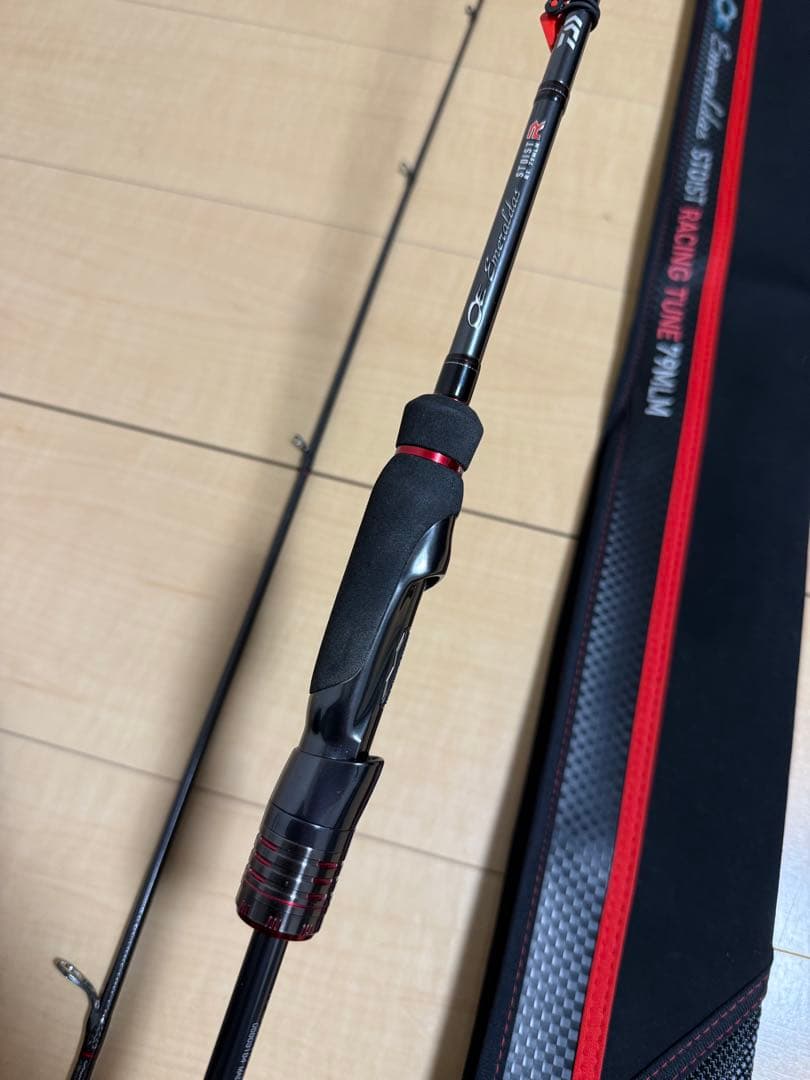 エメラルダスストイストRT79MLM