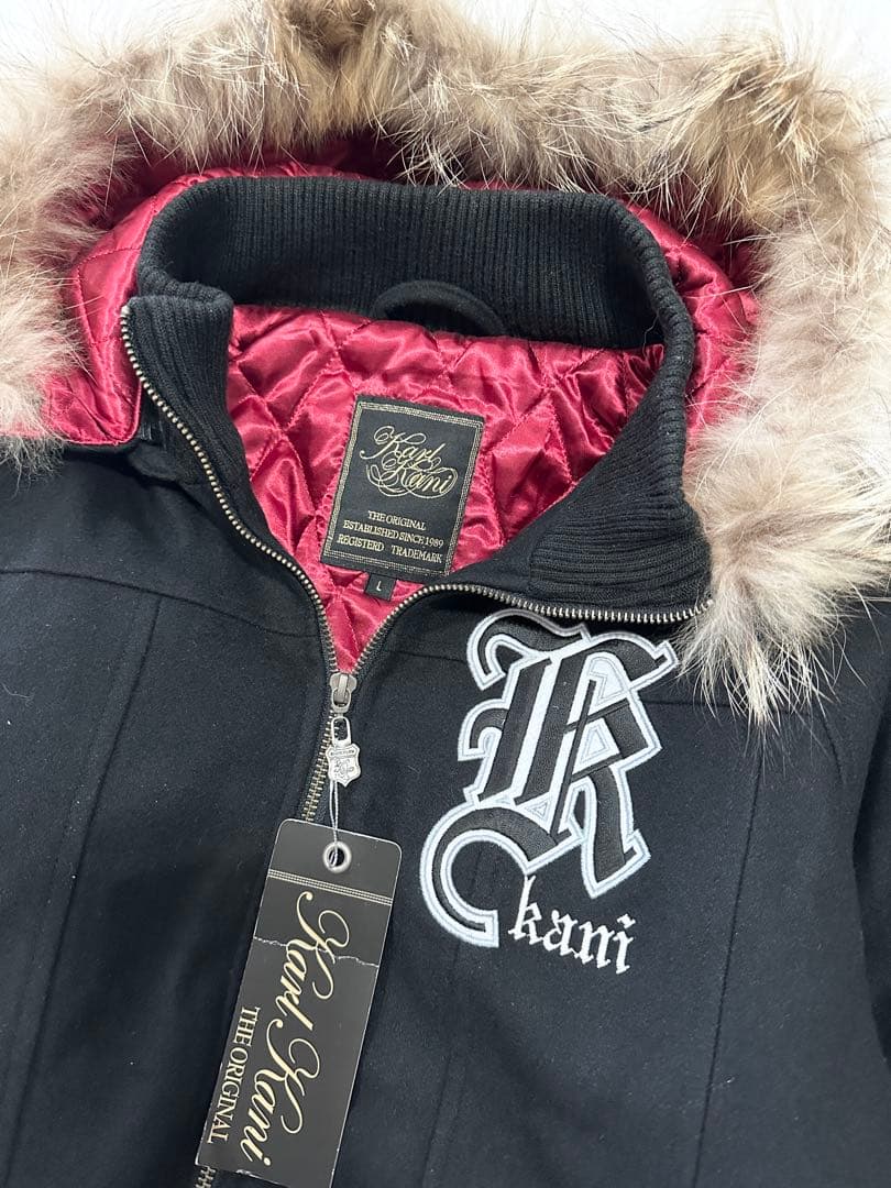 新品タグ付き　Karl Kani カールカナイ　ブラックスタジャン　Lサイズ