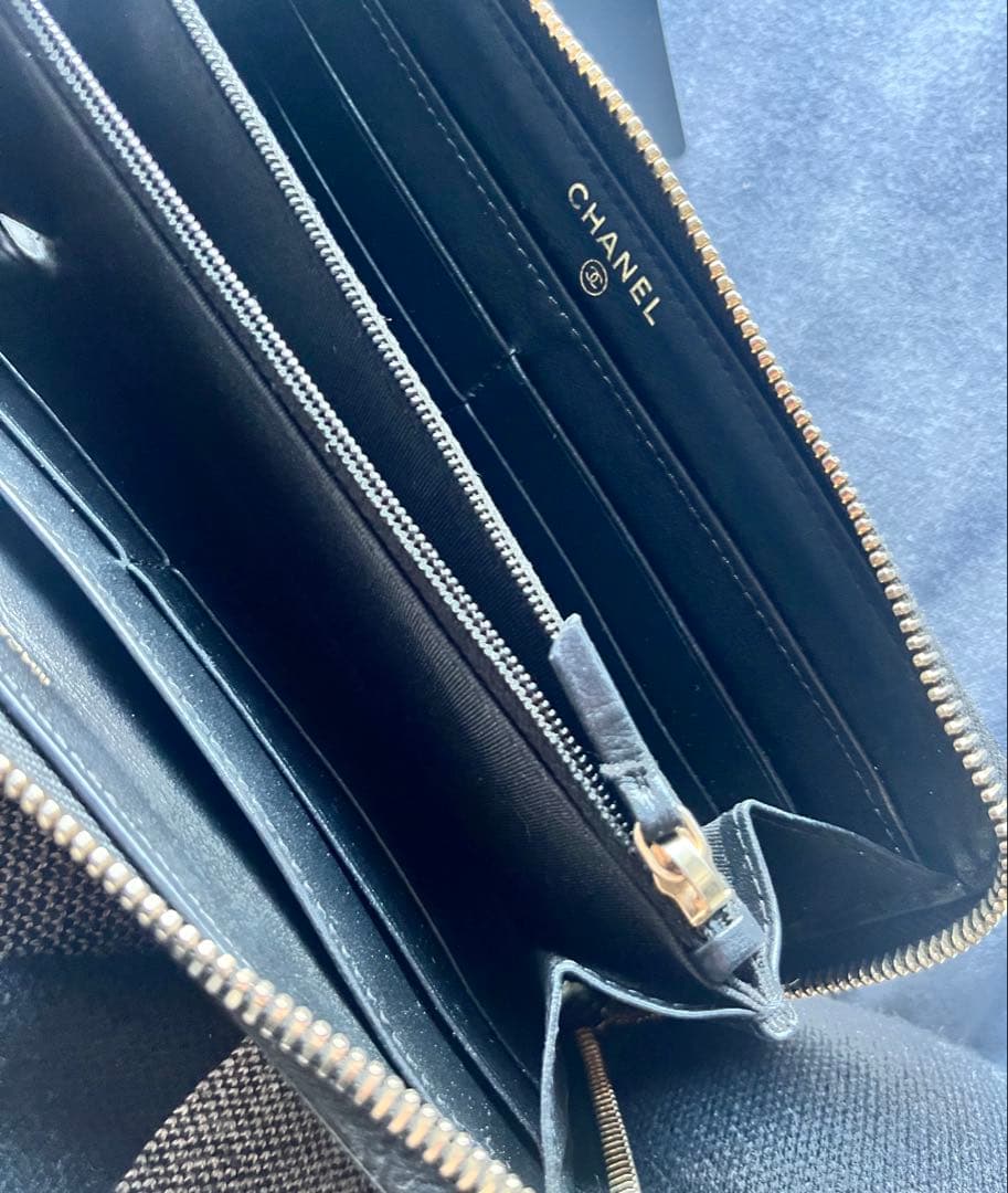 まりりん様 CHANEL カメリア ブラック長財布 美品 - メルカリ