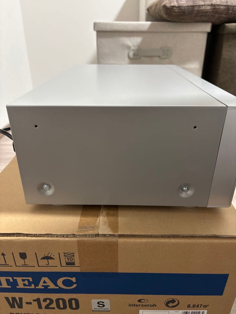 美品　TEAC W-1200 ダブルカセットデッキ