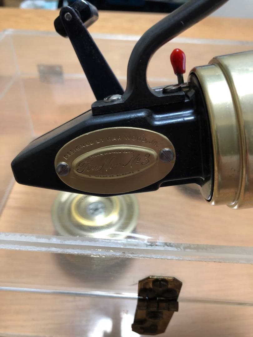 フィンノール　NO3・NO4クリアケース入りセットスペアスプール付き