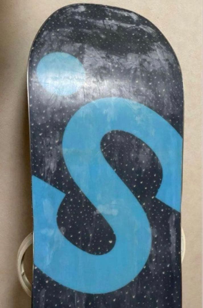 お正月特価‼️YESブラック系スノーボード FLUXホワイトバインディング