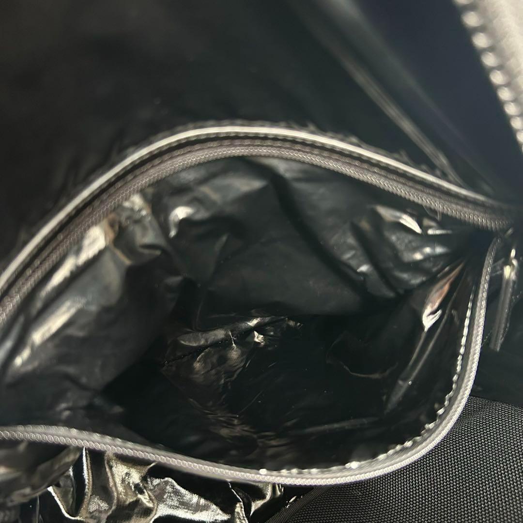 未使用級　ヴィーコレクティブ　リュック　キルティング　ナイロン　ロゴ　A4収納◎