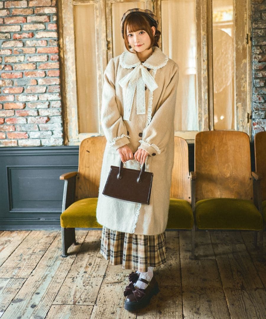 再度値下げしました！クティールとレトロ　コットンレースシャギーロングコート