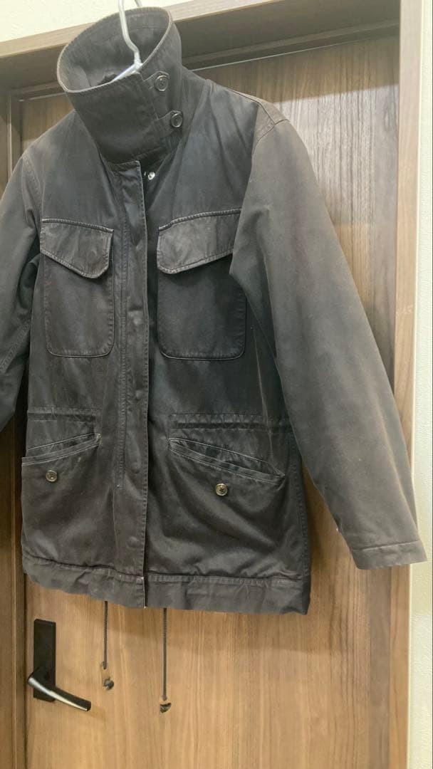 ブラック　ミリタリージャケット