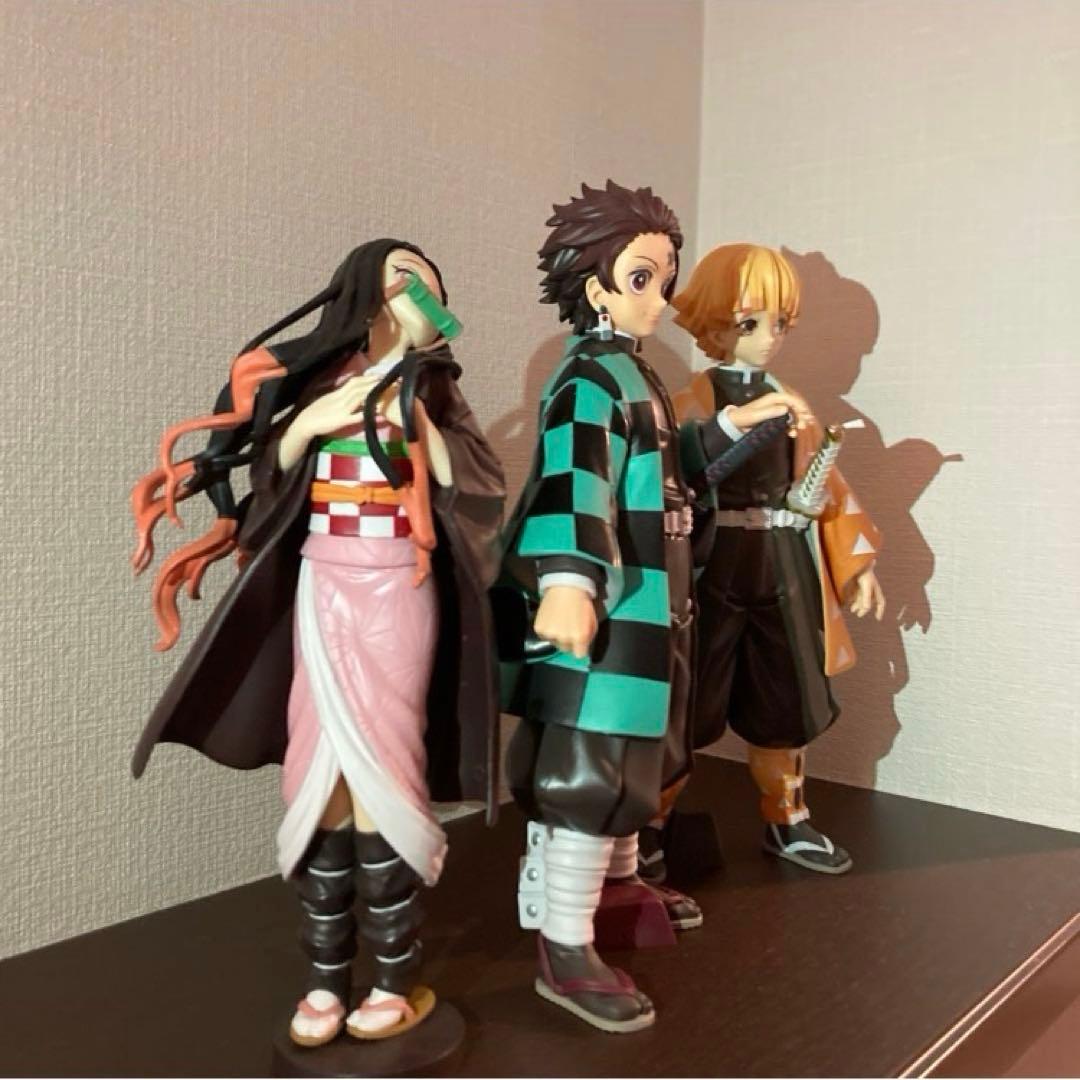 鬼滅の刃 フィギュア 3体セット - メルカリ