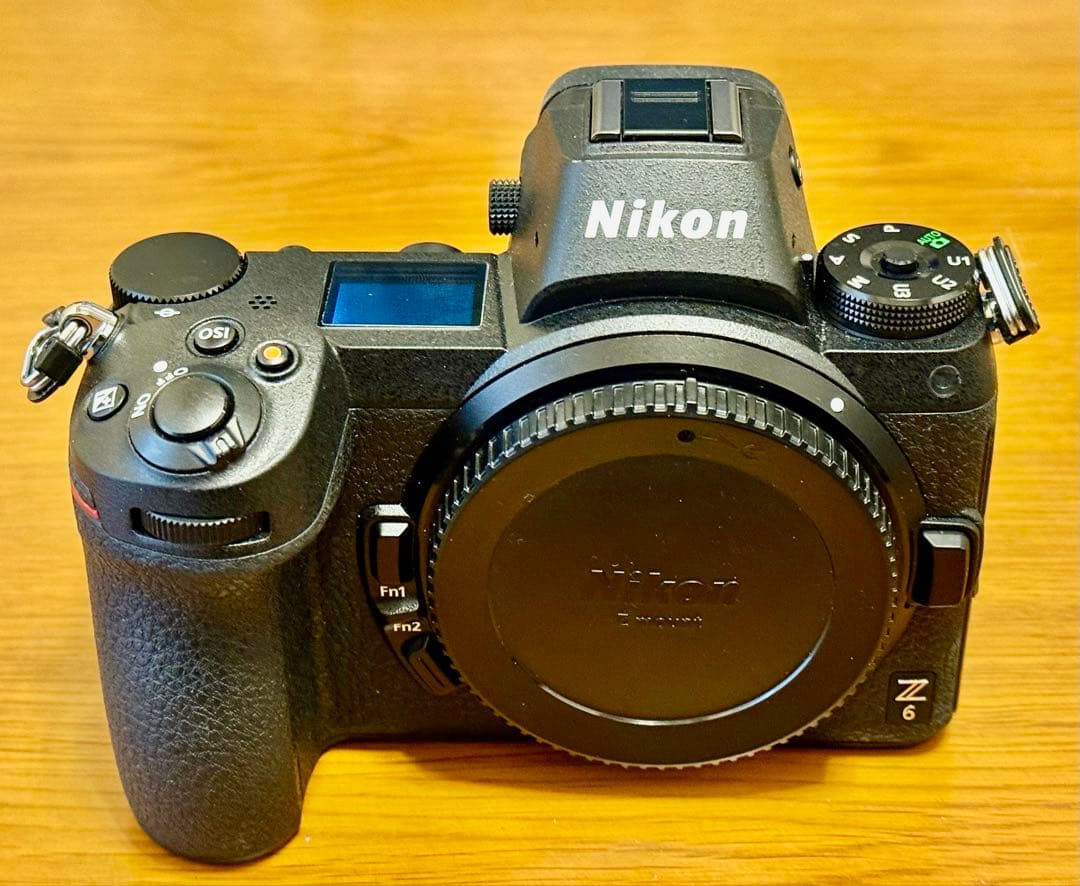 NikonZ6ボディ 1万6千ショット 保証期間 元箱付 XQD(32G)おまけ