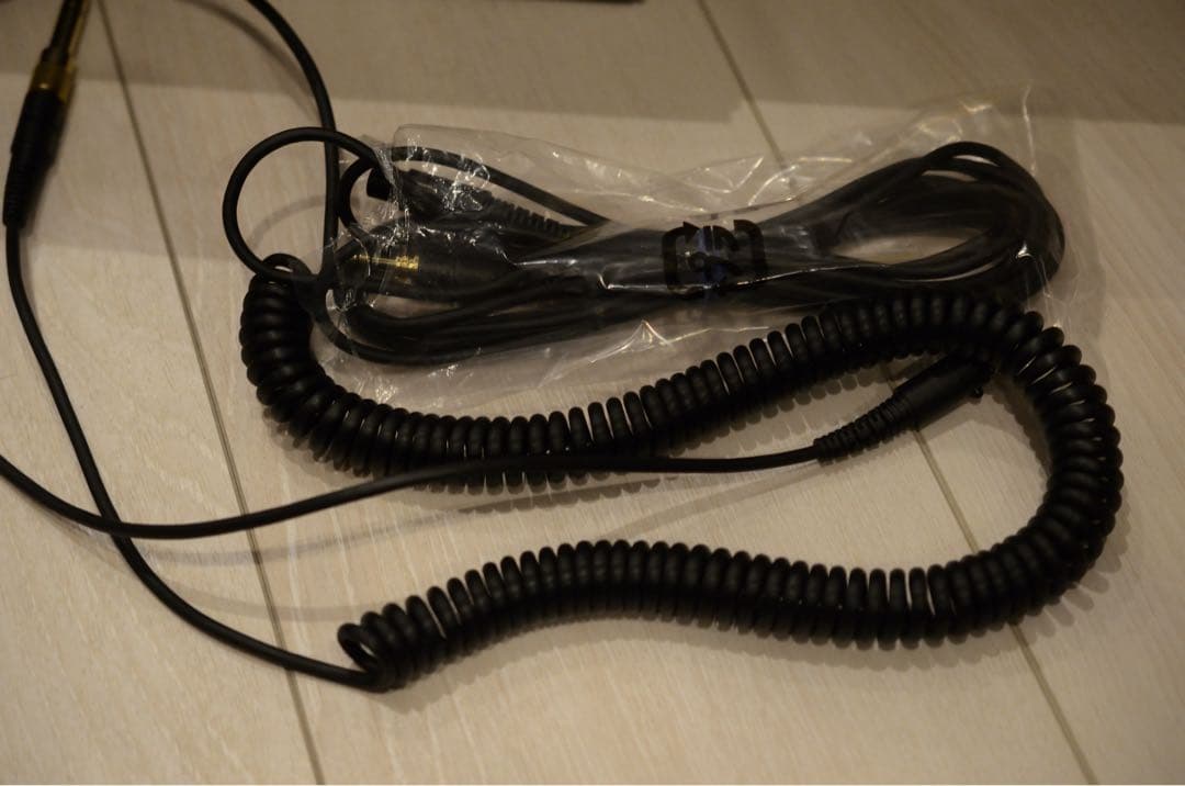 AKG K702 オープンバックヘッドフォン