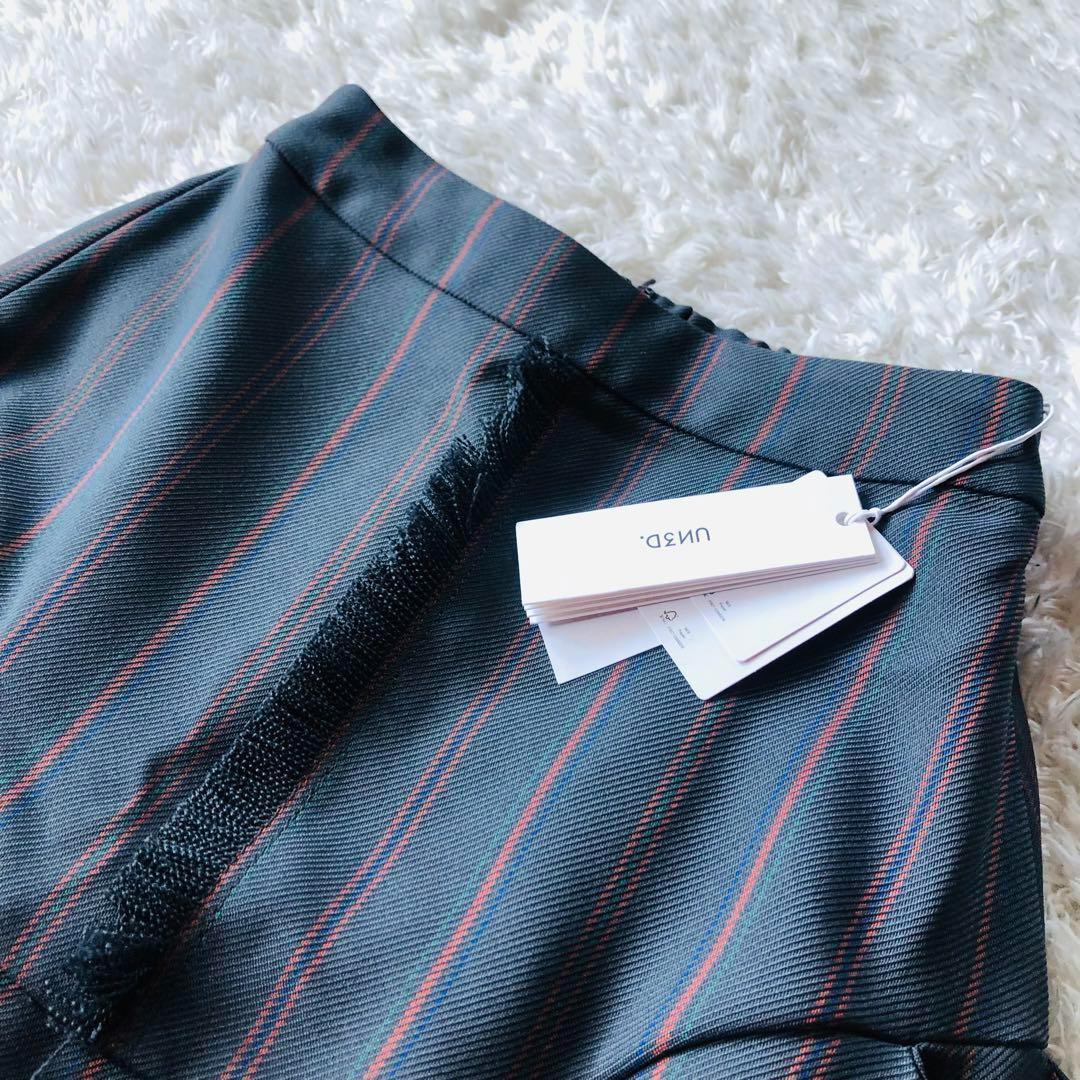 5.2万✨未使用 24年 アンスリード マルチピンストライプタックスカート