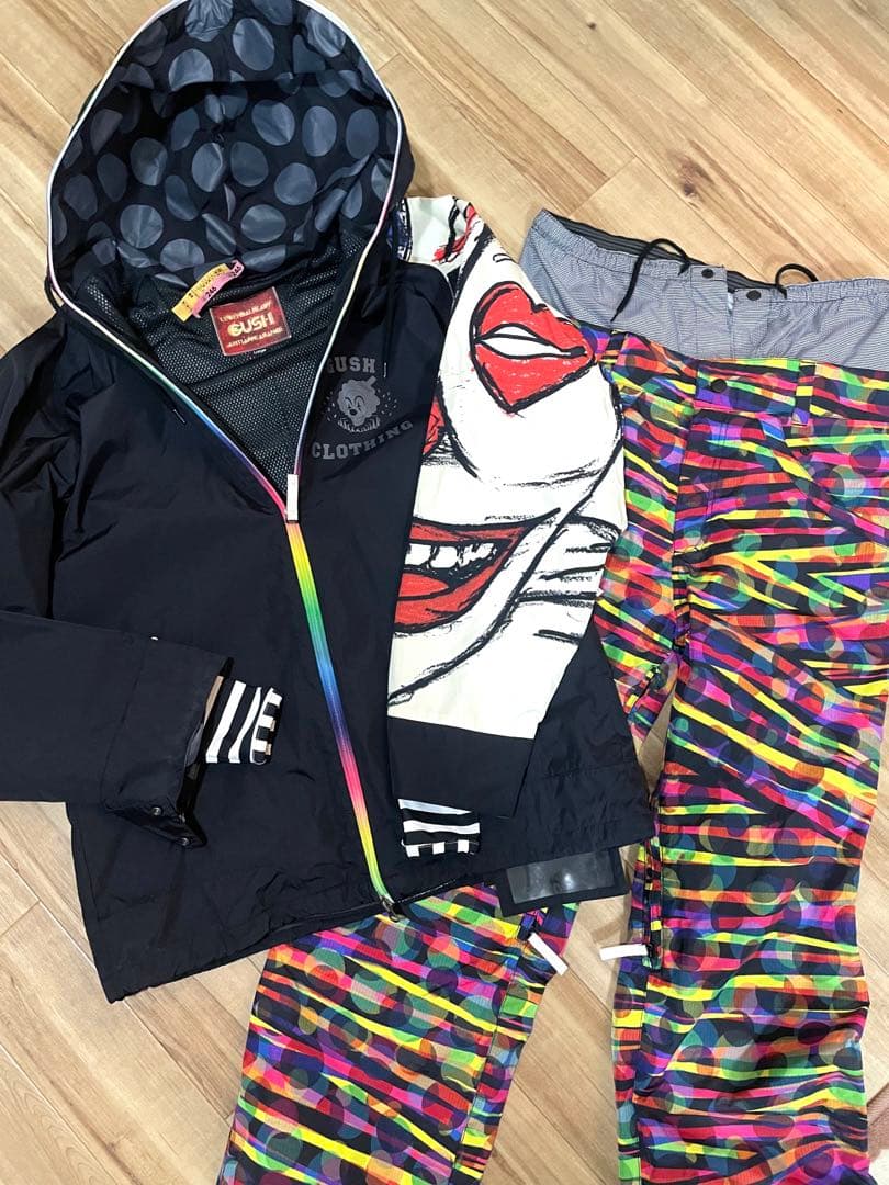 最 安値ファッション - GUSH スノーボードウェア上下セット1月限定価格