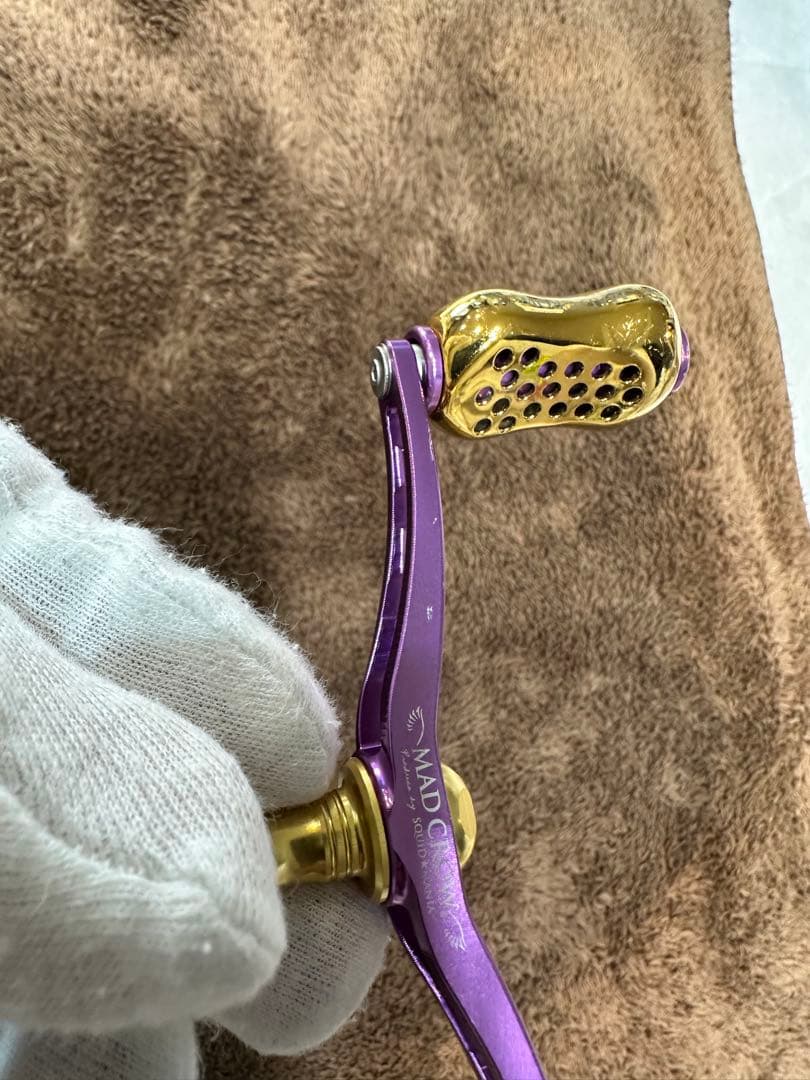 希少限定品MAD CROW 100+ カスタムバランサーシマノダイワ用です