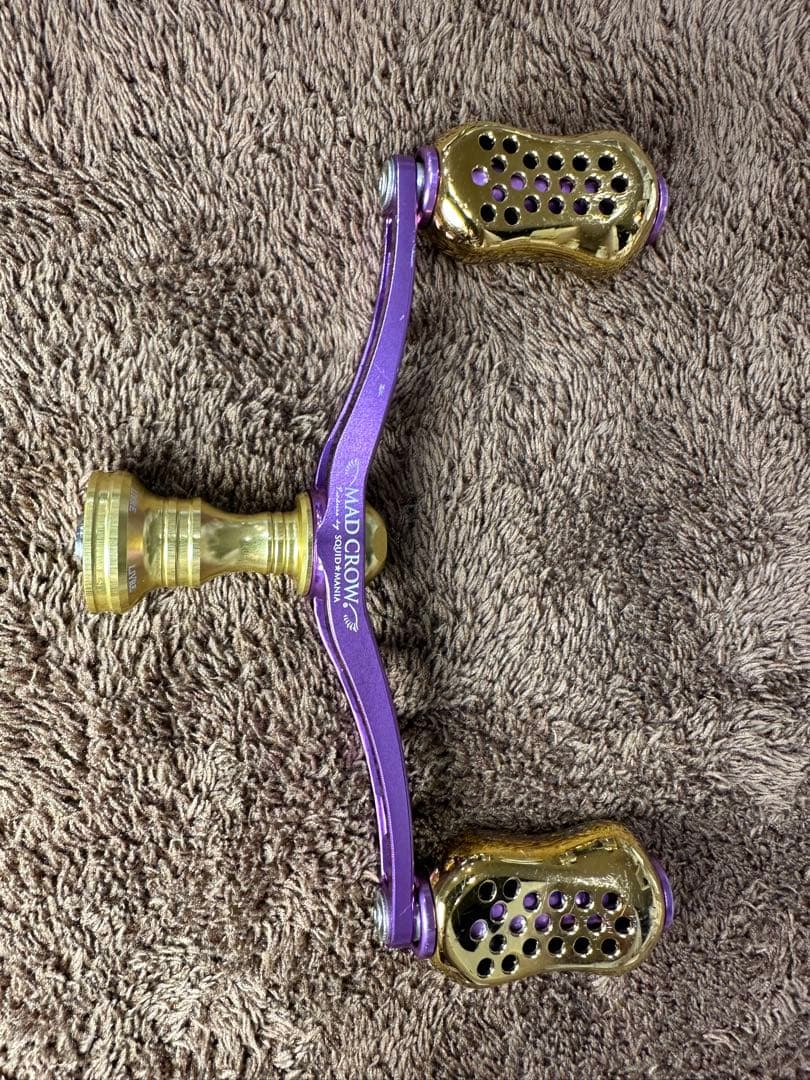 希少限定品MAD CROW 100+ カスタムバランサーシマノダイワ用です