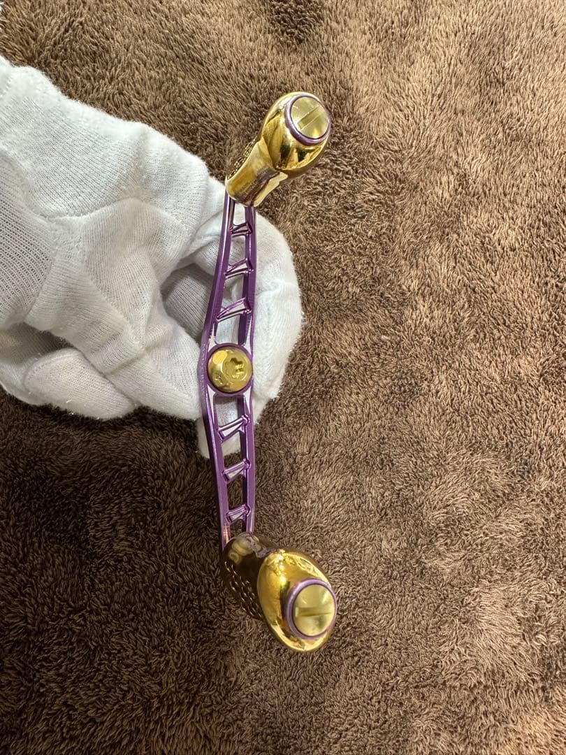 希少限定品MAD CROW 100+ カスタムバランサーシマノダイワ用です