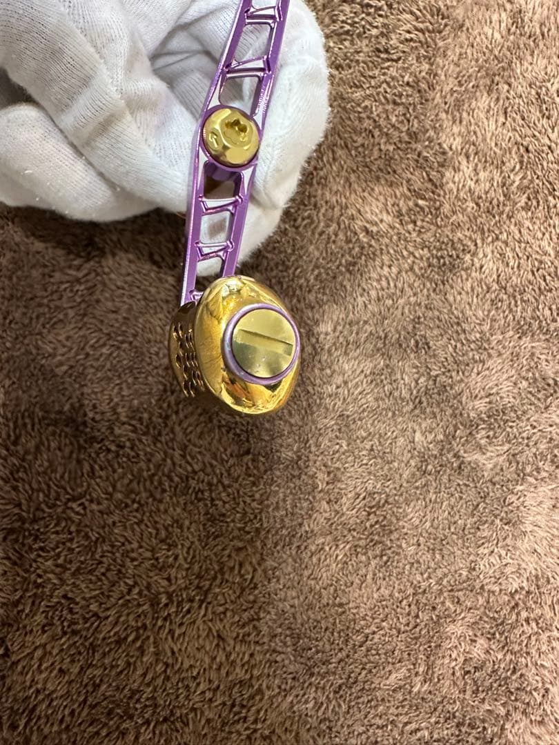 希少限定品MAD CROW 100+ カスタムバランサーシマノダイワ用です