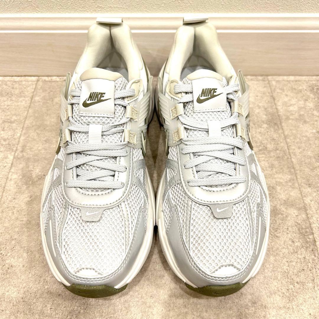 NIKE ナイキ V2K RUN ローカットスニーカー 24.5