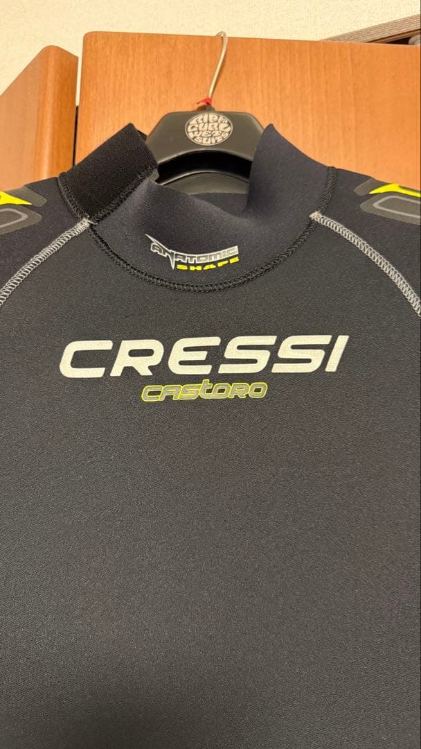CRESSI クレッシー　ウェットスーツ5mm Casroro Mサイズ(M3)