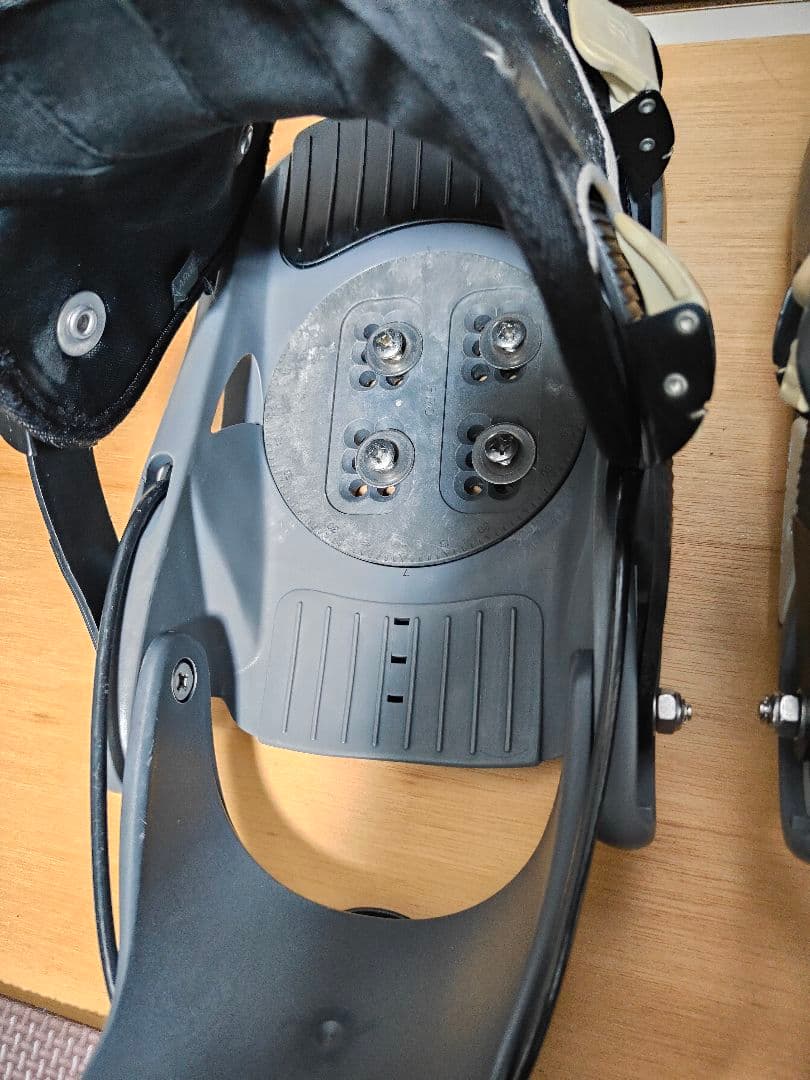 FLOW スノーボードビンディング ブラック　AMP05FS