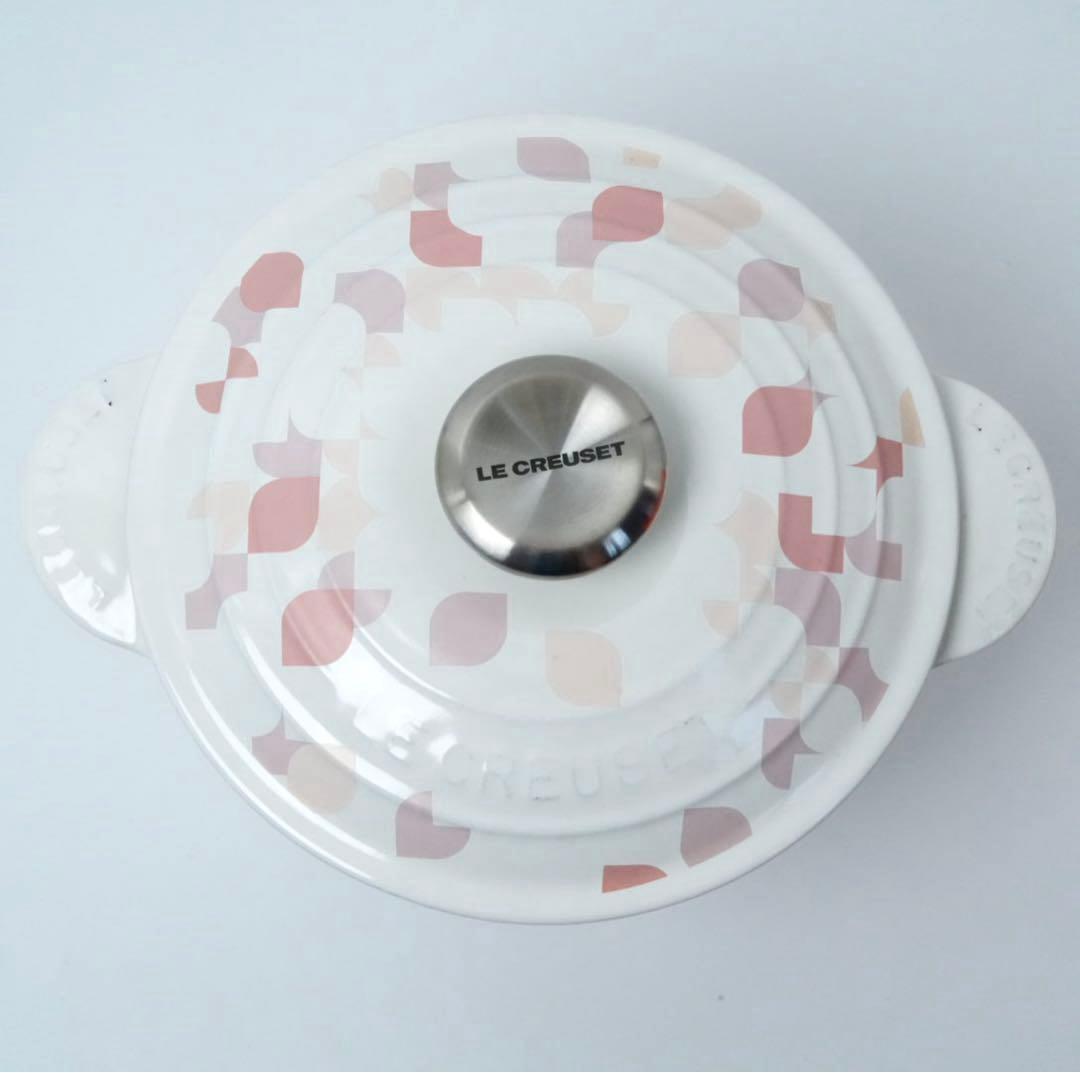 美品】LE CREUSET ココット エブリィ ペタル ホワイト18cm - メルカリ