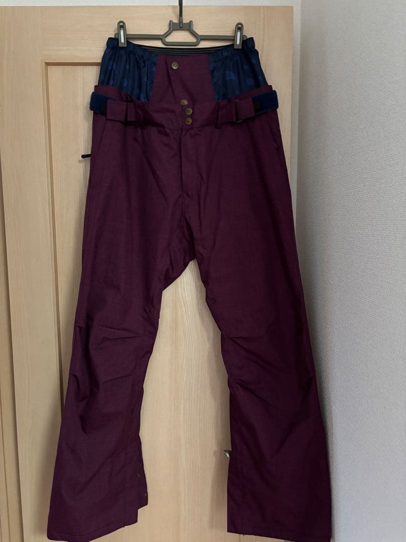 美品　PONTAPESポンタペス　スノボ　上下セット　ジャケットパンツ　宇宙柄L