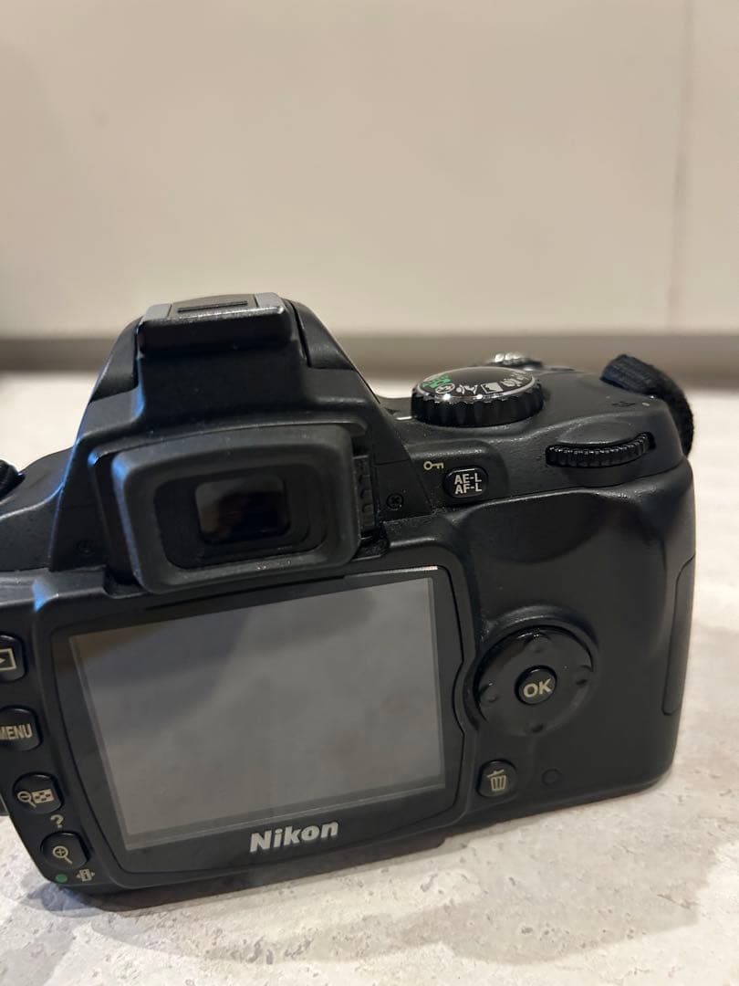 Nikon デジタル一眼レフカメラ　D40 美品