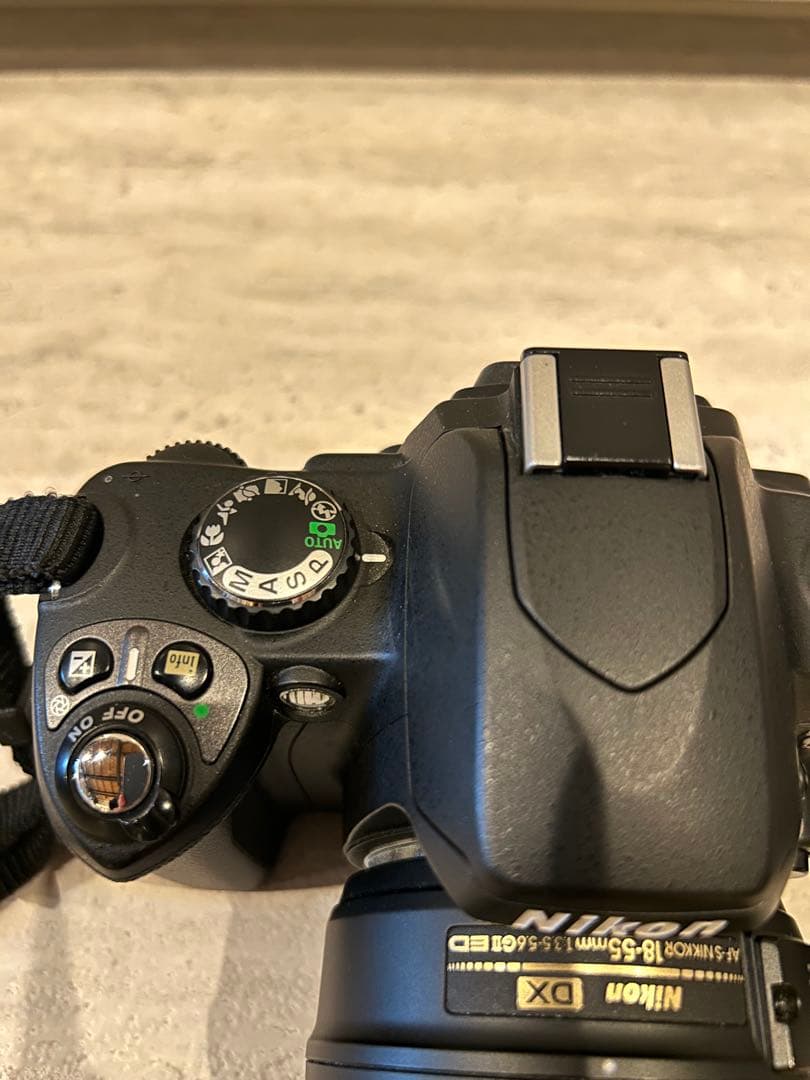 Nikon デジタル一眼レフカメラ　D40 美品