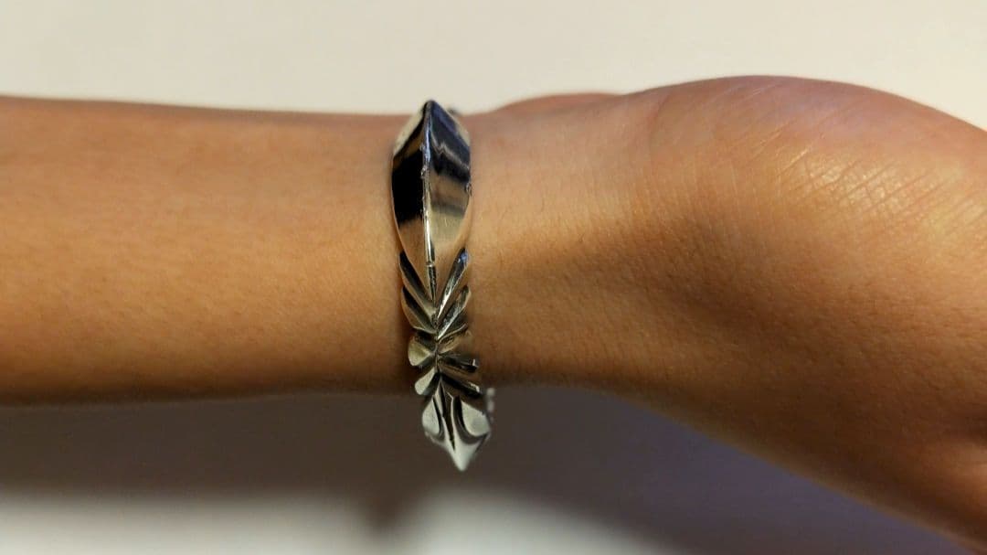 navajoヘンリーマリアーノバングル