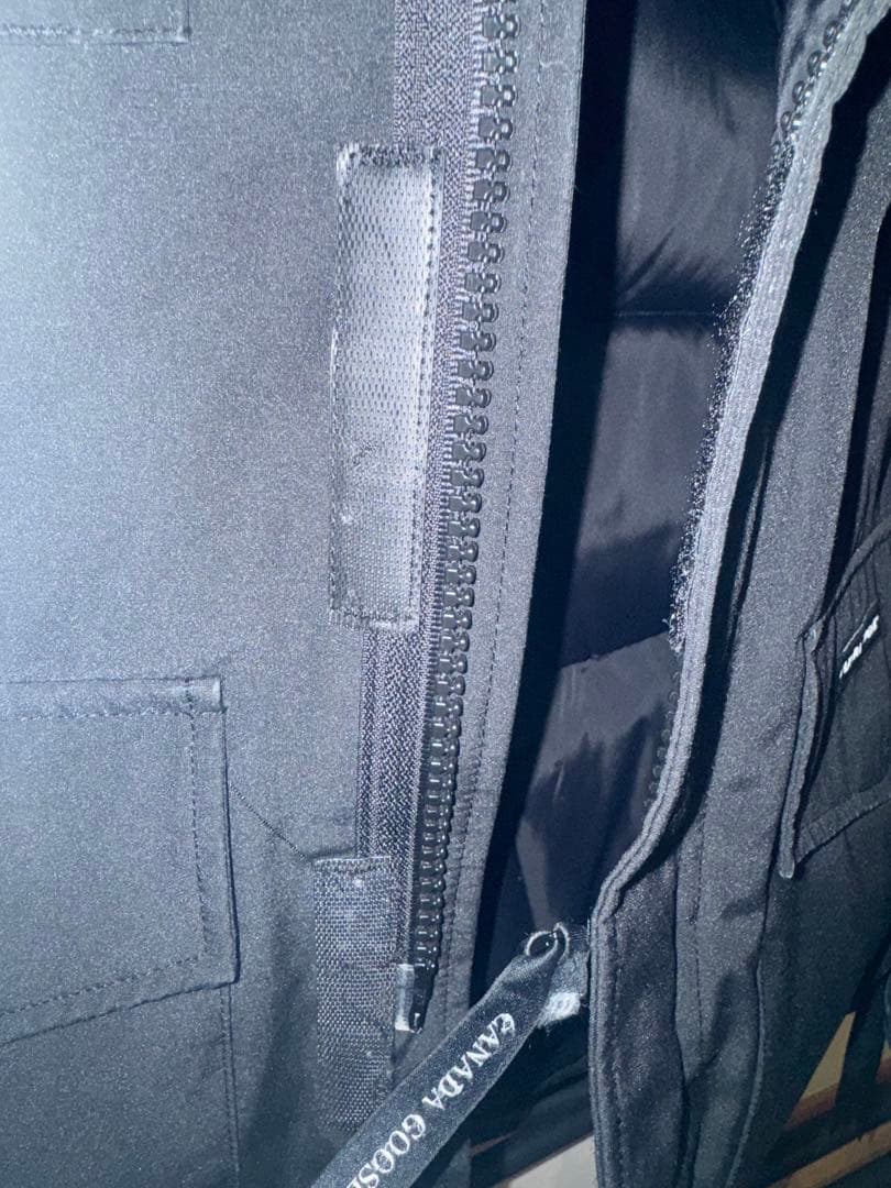 豆*福様 美品　カナダグース ダウンジャケット　 カムループス　黒ブラック　サイ