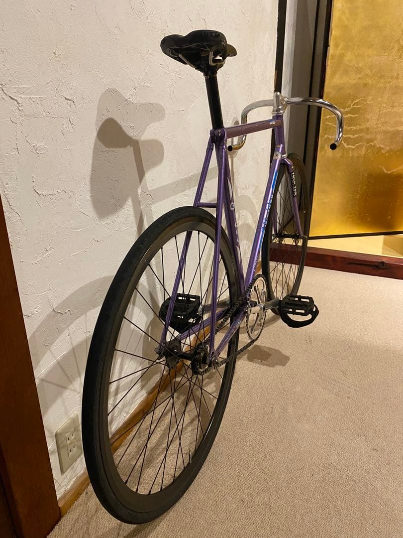 njs完成車】700c M-IDEAパープルラメ ピスト クリンチャー